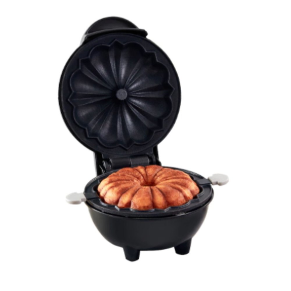 Dash Mini Bundt Maker Black Brand New in Box